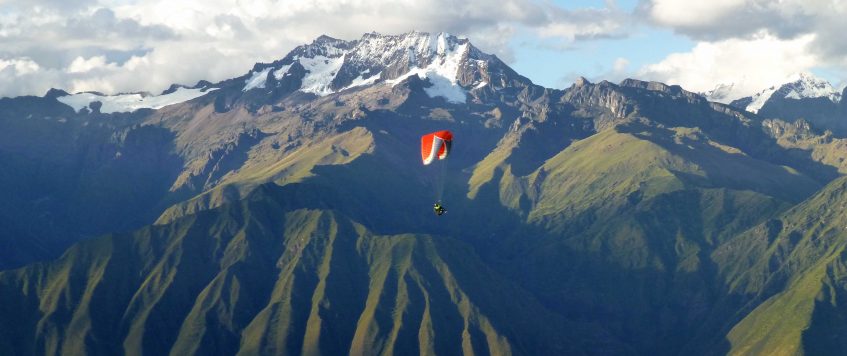 paragliding-Cusco-Road2Peru